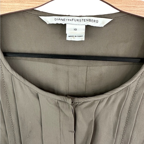 Diane von Furstenberg Francesca Silk Shirt Dress size 10 - Picture 6 of 6